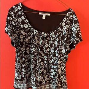 Croft & Barrow Black and White Floral Top